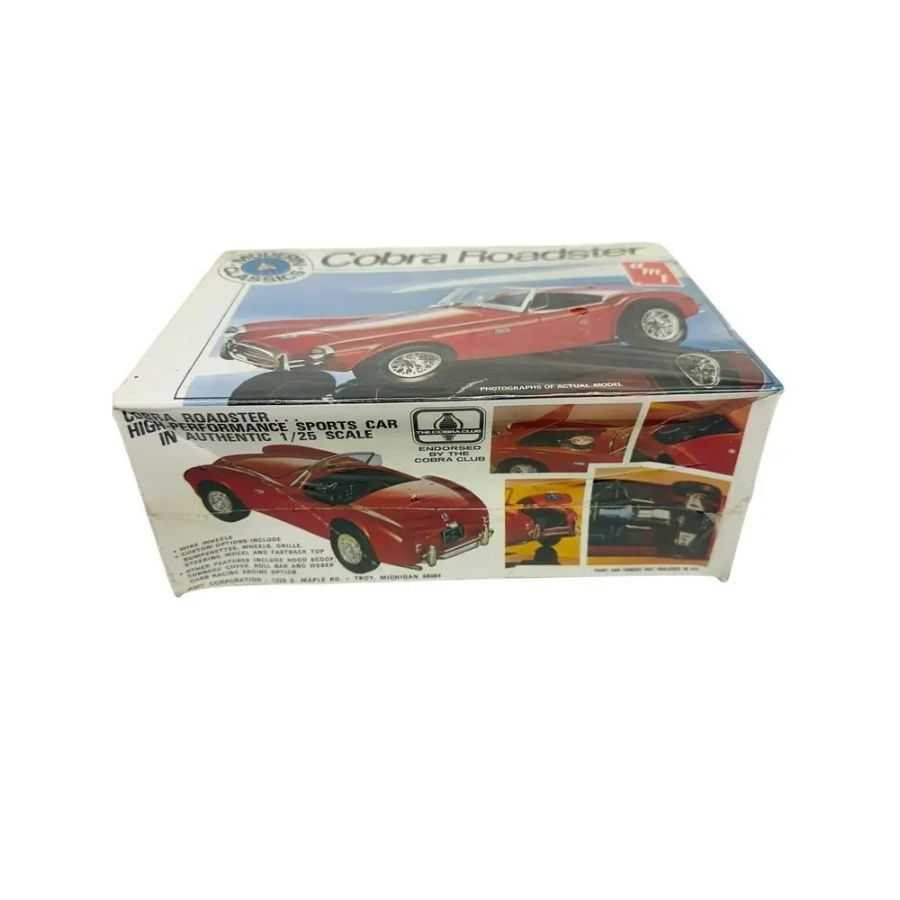 AMT Cobra Roadster Modern 1:25 Scale Classics Model Kit #T414 Factory Sealed NOS